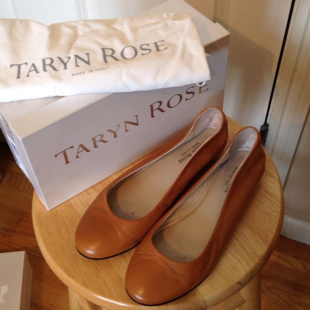 Taryn Rose camel colored ballerinas